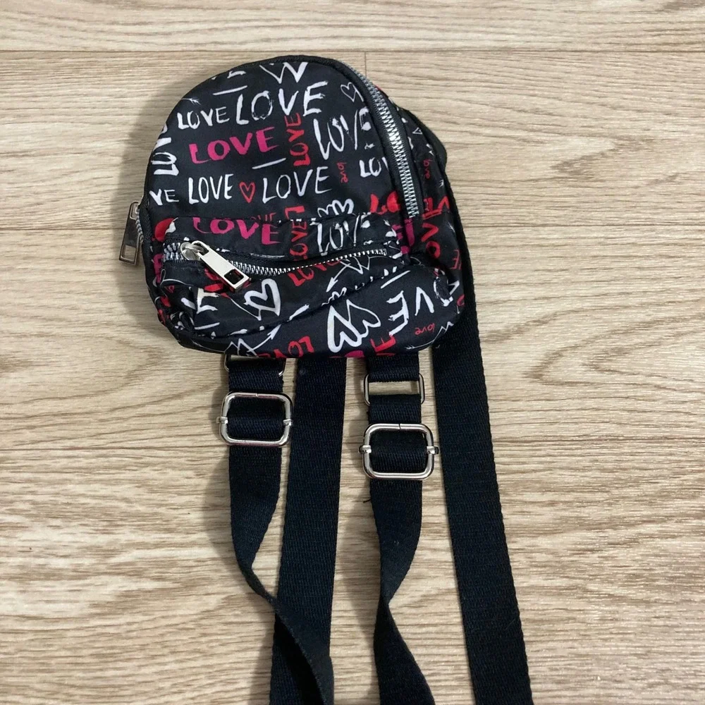 Unbranded Mini Backpack Kids OS Black Pink Love Graffiti NB193293-LOV